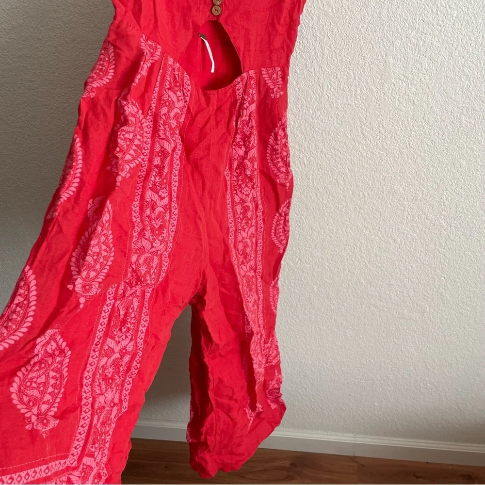 Free People Feel The Sun Bandana Patterned Jumpsuit Red Size 8 - Picture 7 of 12
